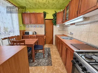 Na predaj 3-izbový byt, 71 m², Bratislava-Petržalka