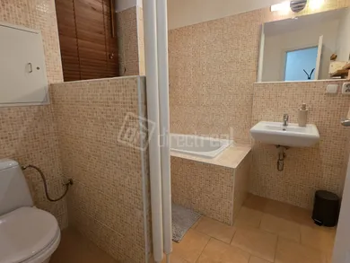 Na prenájom 2-izbový byt, 43 m², Galanta, Nová doba