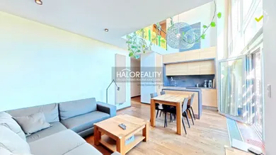 Na prenájom 3-izbový byt, 96 m², Bratislava-Nové Mesto