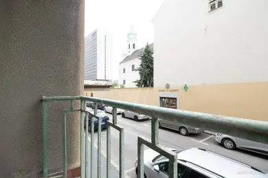 Na prenájom 1-izbový byt, Bratislava-Staré Mesto, Hollého