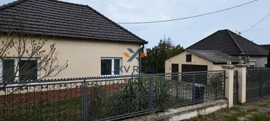 Domy na predaj 3-izbový, Komárno · €110 000