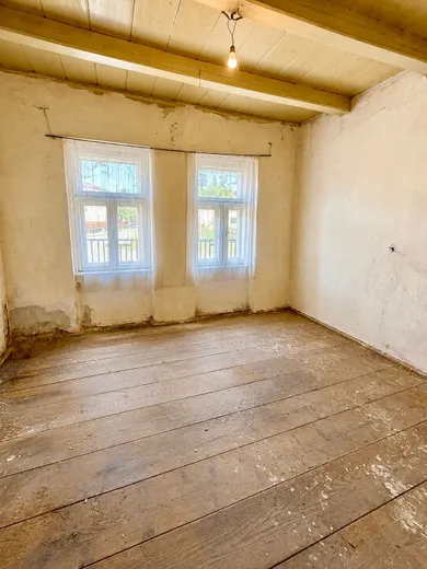 Na predaj dom v Šurany · €59 990 · Pôvodný stav