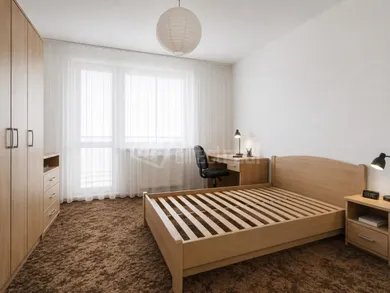 Na predaj 2-izbový byt, 51 m², Dunajská Streda, Hlavná