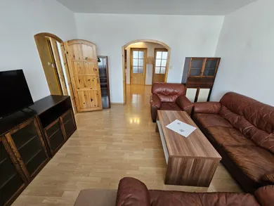 Na prenájom 4-izbový byt, 82 m², Spišská Nová Ves, Kolárska 1