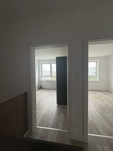 Na predaj 4-izbový dom, 49 m², Rovinka, Zelená