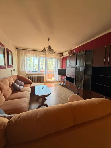 Na prenájom 4-izbový byt, 90 m², Žilina, Levočská