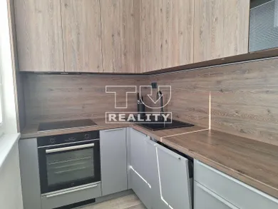 Byty na predaj 3-izbový, Trenčín · €175 000