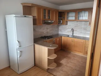 Na prenájom 3-izbový byt, 68 m², Košice-Juh, Oštěpová
