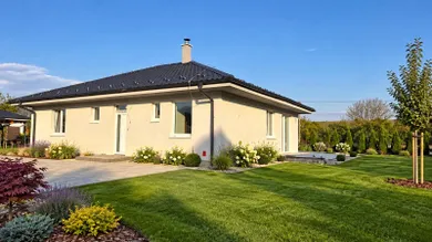 Eladó házak, 4-szobás, Trenčín · €269 000