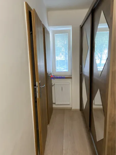 Na prenájom 2-izbový byt, 58 m², Komárno, Budovateľská
