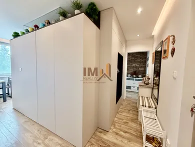 Na predaj 2-izbový byt, 60 m², Nové Zámky