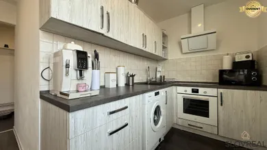 Mieszkania na sprzedaż, 2-pokojowe, Levice · €110 990