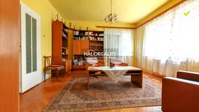 Na predaj dom, 150 m², Svodín