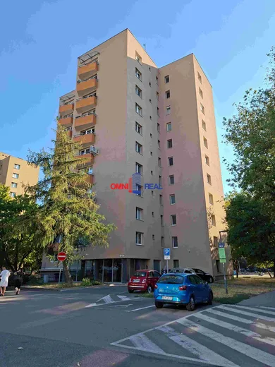 Mieszkania na wynajem, 3-pokojowe, Bratislava-Ružinov · €1050