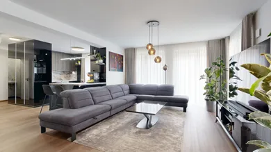 Квартиры на продажу, 4-комнатные, Trnava · €599 900