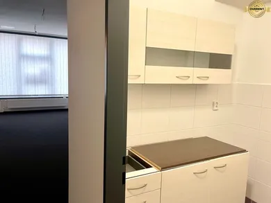 Na predaj komerčné, 95 m², Bratislava-Nové Mesto