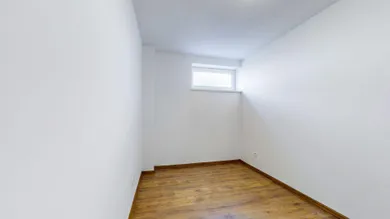 Na prenájom 4-izbový byt, 92 m², Prašice, Slnečná