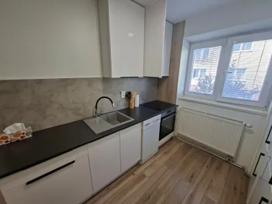 Na predaj 2-izbový byt, 61 m², Piešťany, Vajanského