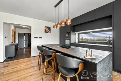 Na predaj 4-izbový dom, 186 m², Mlynica