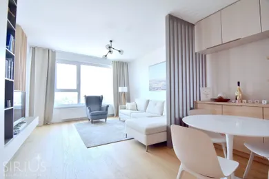 Na prenájom 2-izbový byt, 60 m², Bratislava-Ružinov, Súkennícka