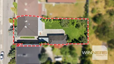 Na predaj 5-izbový dom, 192 m², Rovinka
