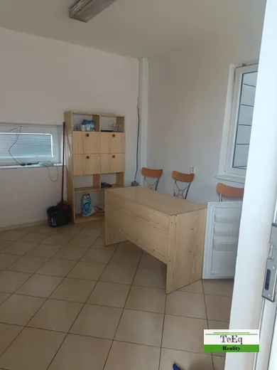 Na prenájom objekt, 680 m², Zvolen, Lieskovská cesta