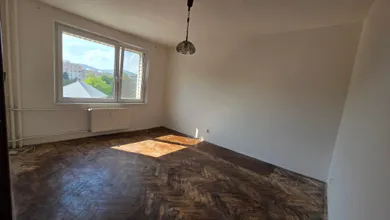 Na predaj 2-izbový byt, 36 m², Považská Bystrica, Stred
