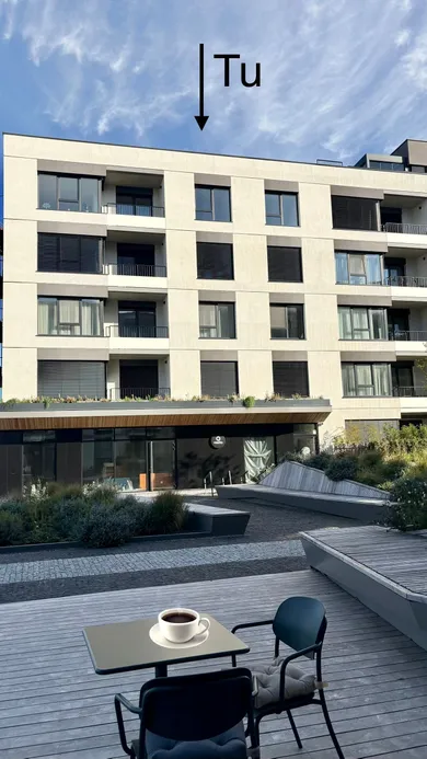 Na predaj 4-izbový byt, 99 m², Bratislava-Petržalka