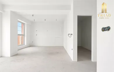 Na predaj 2-izbový byt, 55 m², Nové Zámky