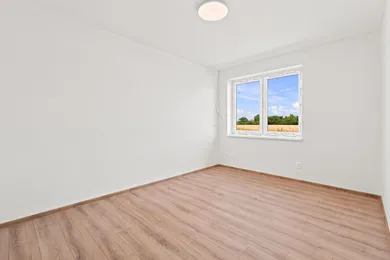 Na predaj 4-izbový dom, 105 m², Horný Bar