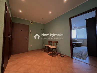 Na predaj 2-izbový byt, 62 m², Levice, Ku Bratke