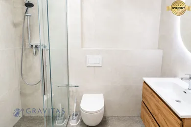 Na prenájom 2-izbový byt, 51 m², Bratislava-Nové Mesto, Pionierská