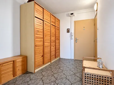 Na predaj 3-izbový byt, 67 m², Levice