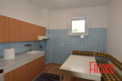 Na prenájom 3-izbový byt, 93 m², Sereď, Šintavská