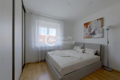 Na predaj 3-izbový byt, 75 m², Bratislava-Staré Mesto, Mýtna