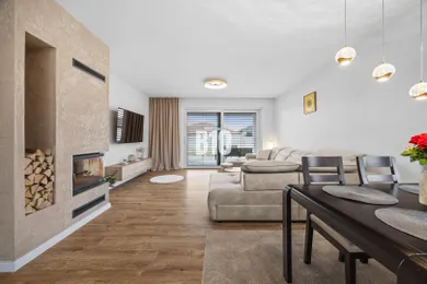 Eladó házak, Nitra · €418 900