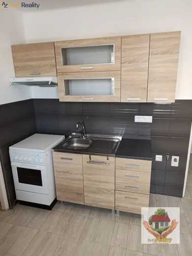 Na prenájom byt v Komárno · €390 · Dokončené