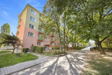 Byty na predaj 2-izbový, Bratislava-Rača · €239 990