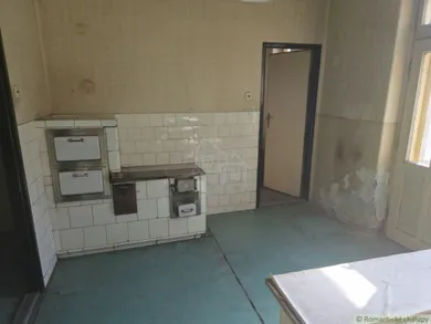 Na predaj objekt, 200 m², Modrý Kameň