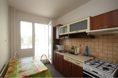 Na prenájom 2-izbový byt, 49 m², Brezno