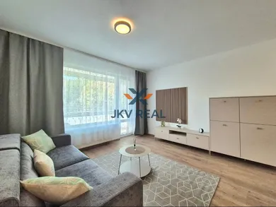 Kiadó lakások, 1-szobás, Bratislava-Rača · €850