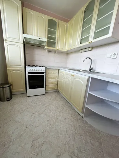 Mieszkania na sprzedaż, 2-pokojowe, Levice · €99 000