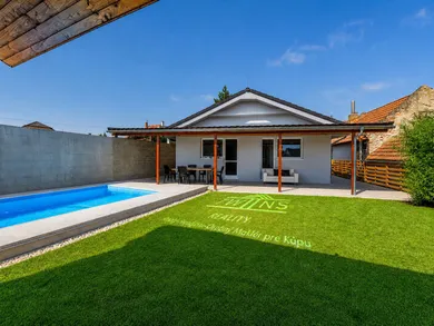 Domy na sprzedaż, 4-pokojowe, Hrubý Šúr · €339 000