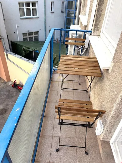 Na prenájom 1-izbový byt, 28 m², Bratislava-Staré Mesto, Špitálska