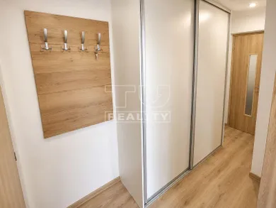 Na predaj 1-izbový byt, 31 m², Bratislava-Karlova Ves