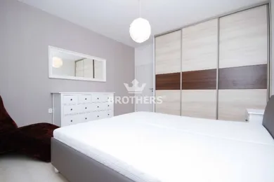 Na predaj 2-izbový byt, 65 m², Bratislava-Nové Mesto, Vajnorská