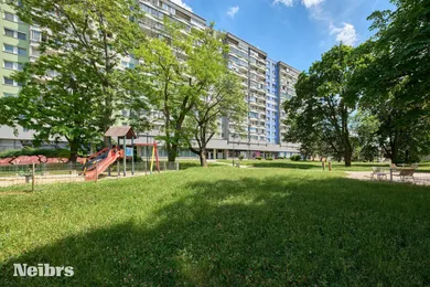 Mieszkania na sprzedaż, 2-pokojowe, Bratislava-Petržalka · €189 000
