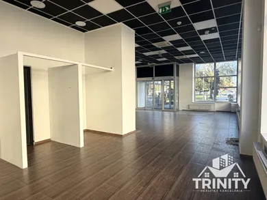 Komerčné priestory na prenájom, Nové Zámky · €2 000