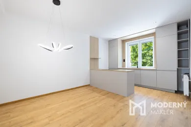 Na predaj 3-izbový byt, 61 m², Humenné, Dobrianskeho