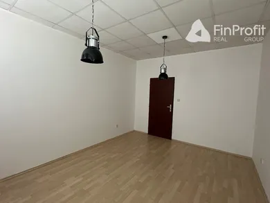 Na prenájom komerčné v Bratislava-Ružinov · €120 · Čiastočná rekonštrukcia